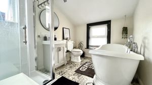 Bathroom- click for photo gallery
